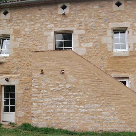 Meuble 2/4 Personnes Villa Noaillac Exterior photo